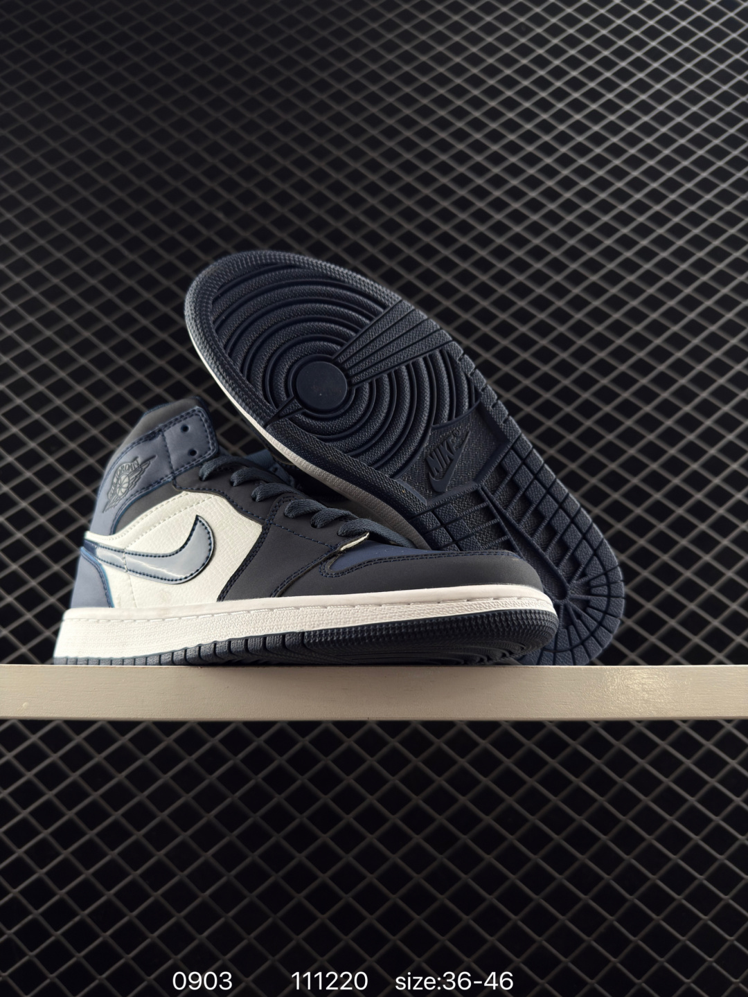 Nike Air Jordan 1 Mid AJ1